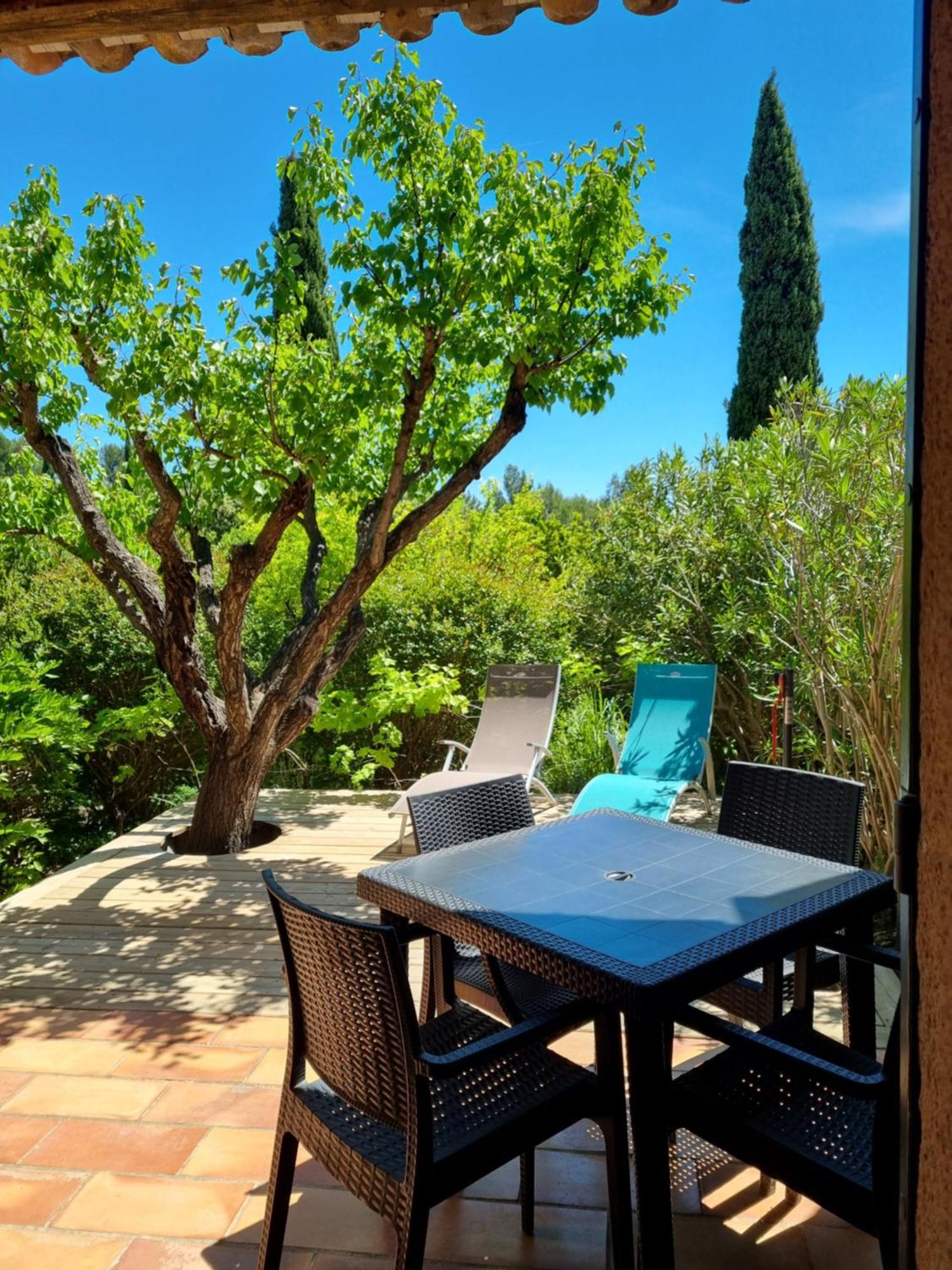 Les Garrigues De La Vallee Des Baux Ferienpark Paradou