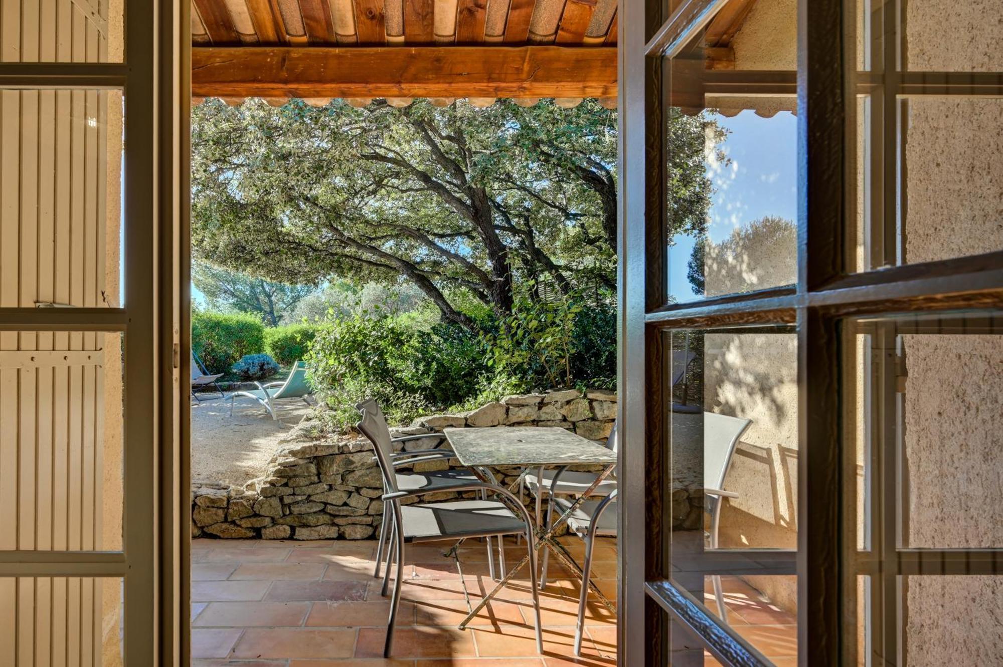 Vakantiepark Les Garrigues De La Vallee Des Baux Paradou