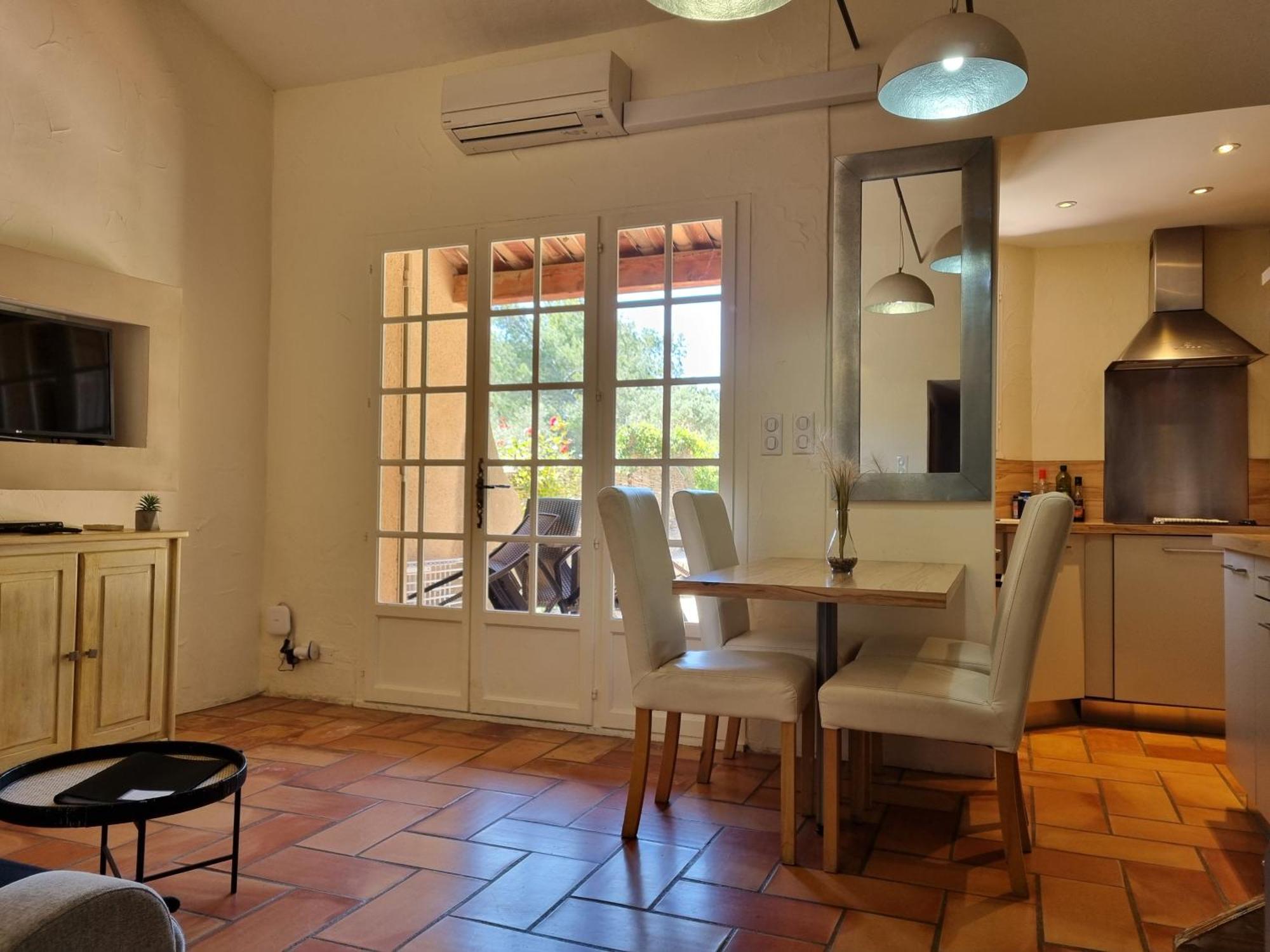 Les Garrigues De La Vallee Des Baux Vakantiepark